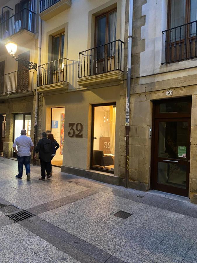 32 De Agosto Rooms San Sebastian Exterior photo